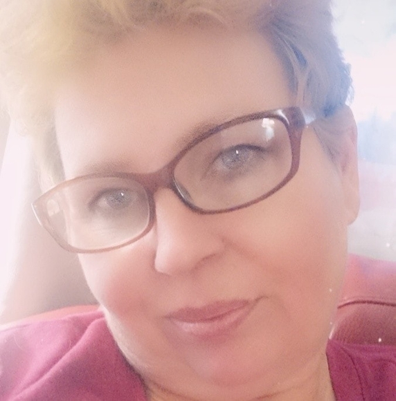 Meet your Posher, Sandra - Picture 1 of 1